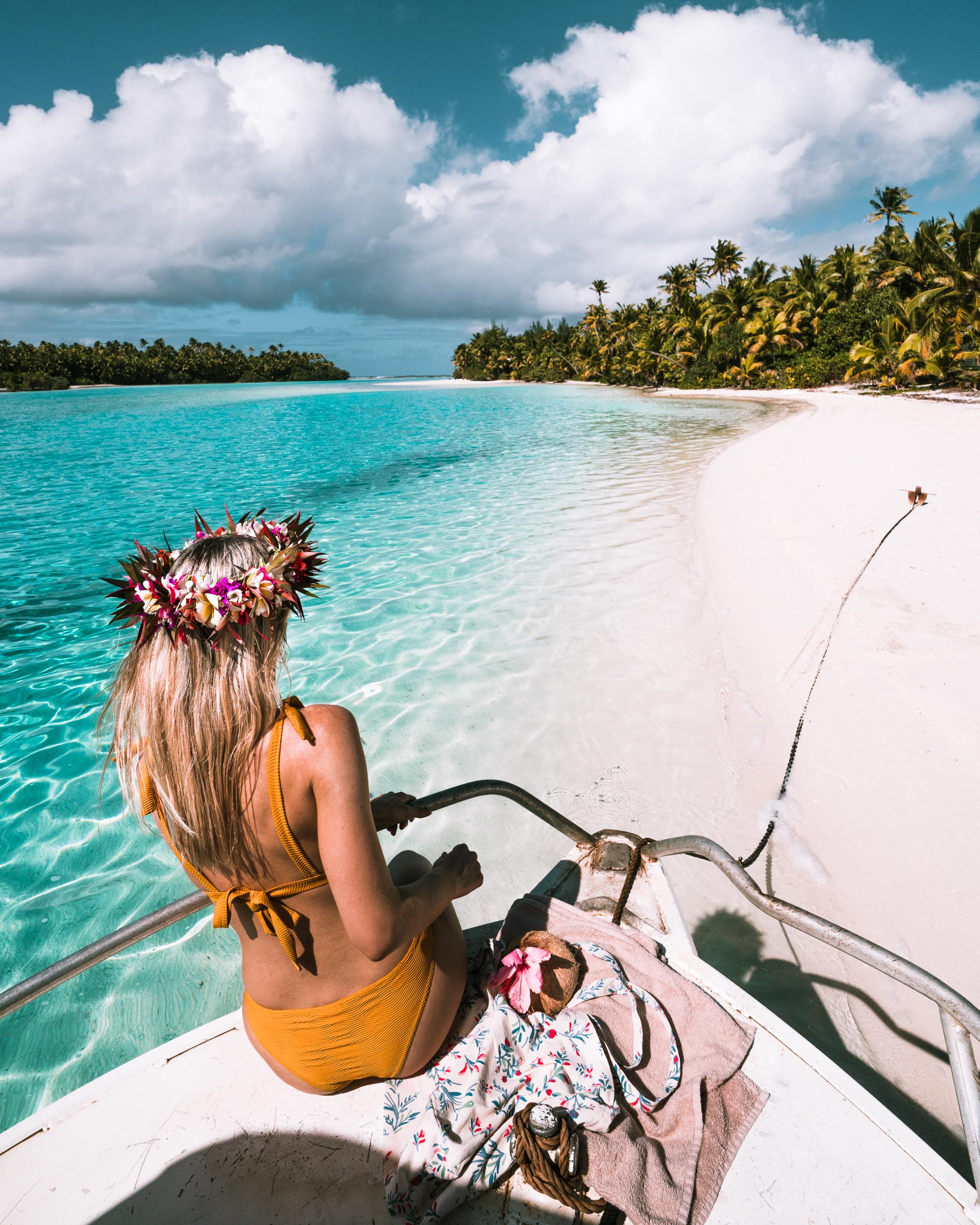 Boat day trip to One Foot Island, Aitutaki, Cook Islands