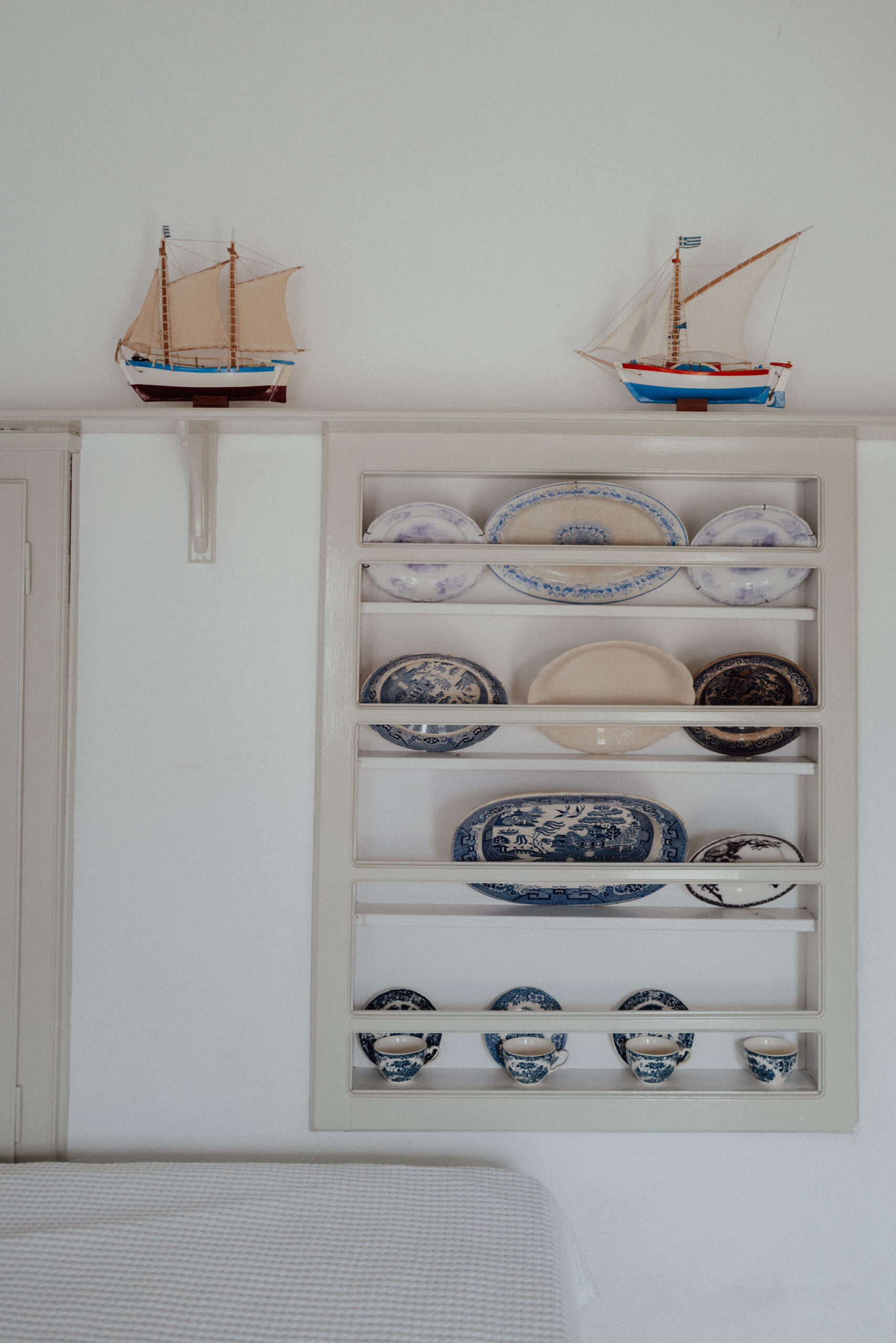 Traditional Cycladic house and authentic accommodation in Artemonas village on Sifnos 