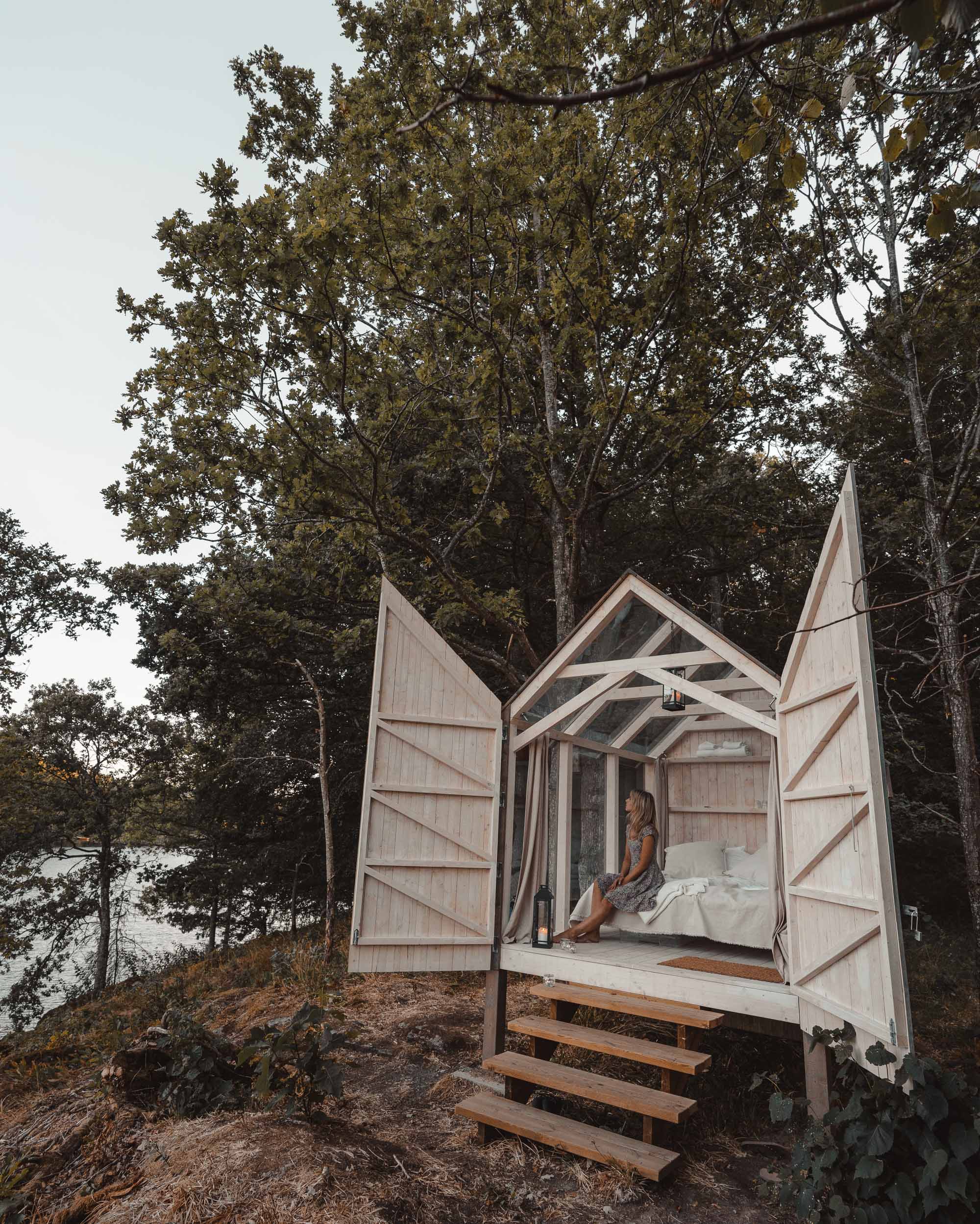 72 hour cabin in Baldersnas in summer | West Sweden Travel Guide via @finduslost