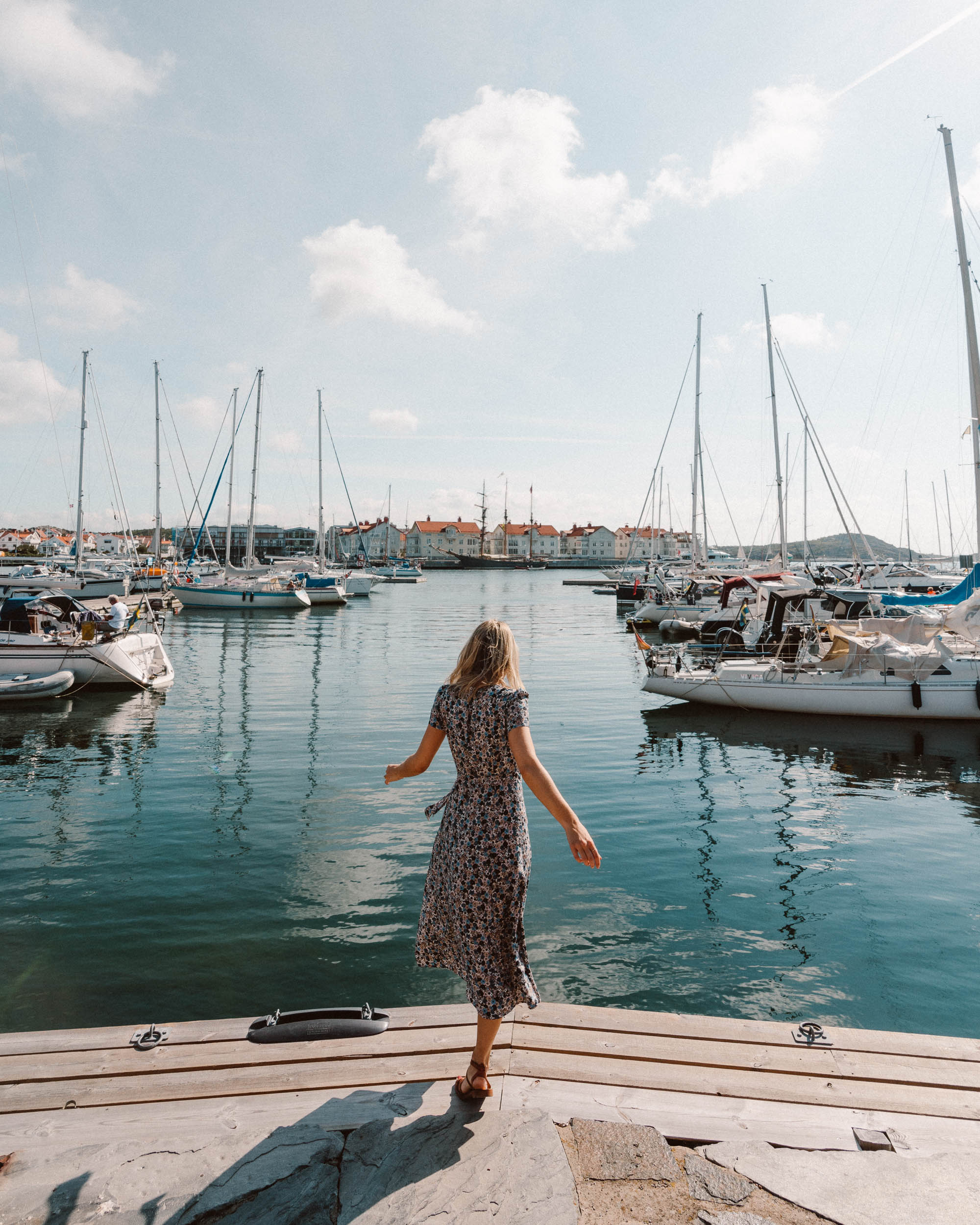 Harborside at Marstrand island in summer on the Swedish coast | West Sweden Travel Guide via @finduslost 